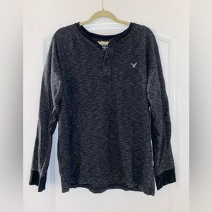 American Eagle Mens Henley XL